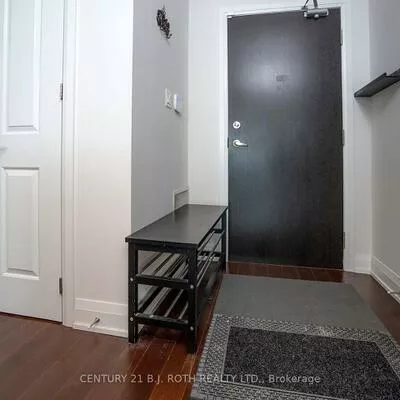 15277, Yonge, Aurora Village, Aurora