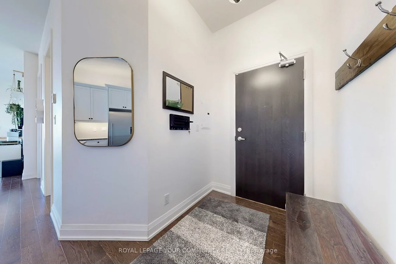 15277, Yonge, Aurora Village, Aurora