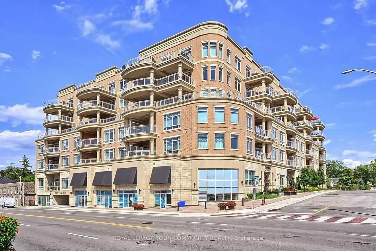 15277, Yonge, Aurora Village, Aurora