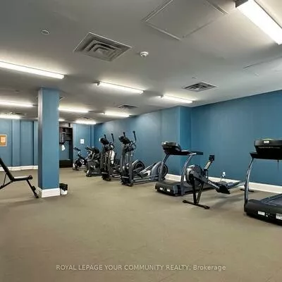 15277, Yonge, Aurora Village, Aurora
