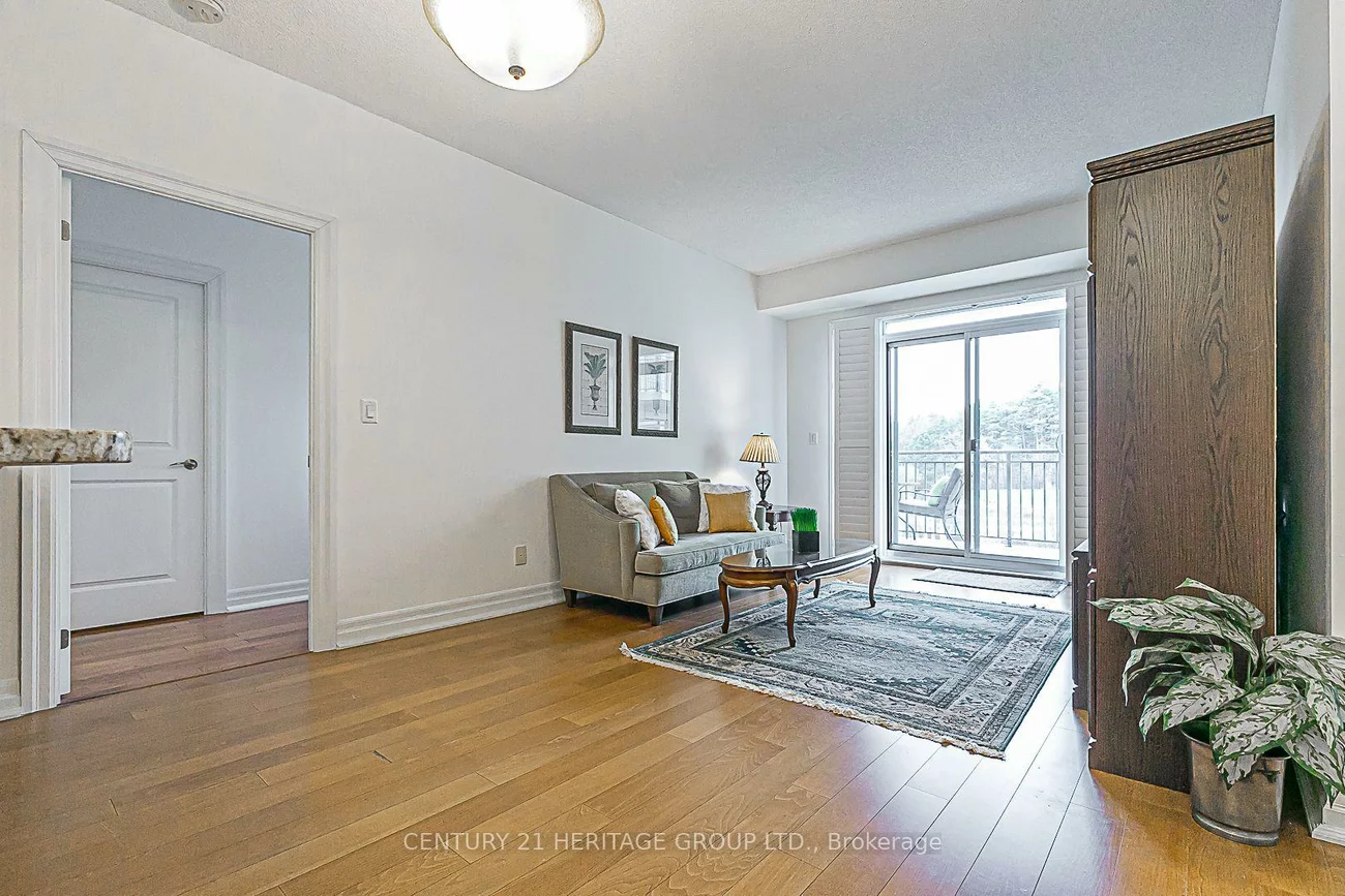 180, John West, Bayview Wellington, Aurora