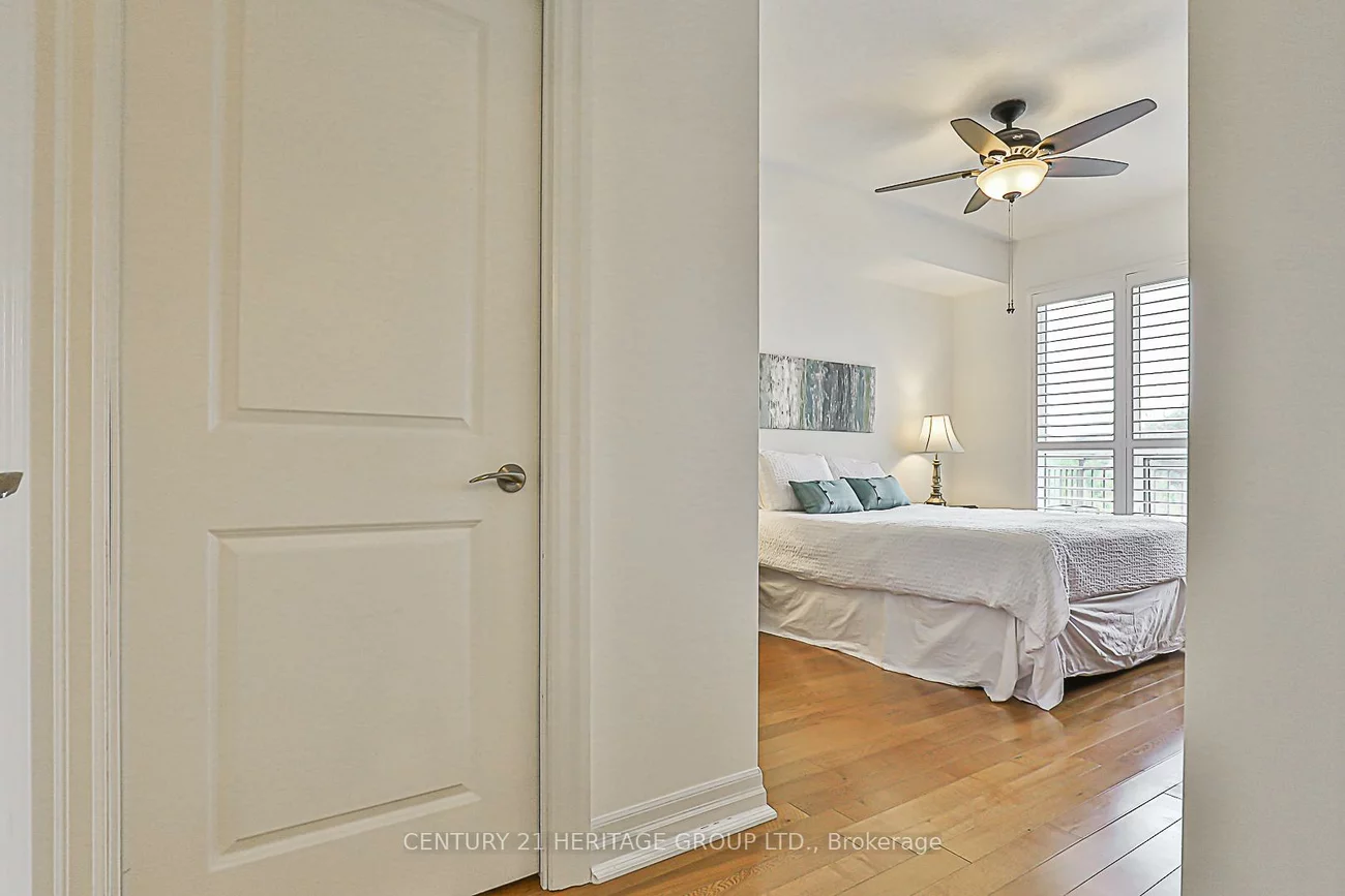 180, John West, Bayview Wellington, Aurora