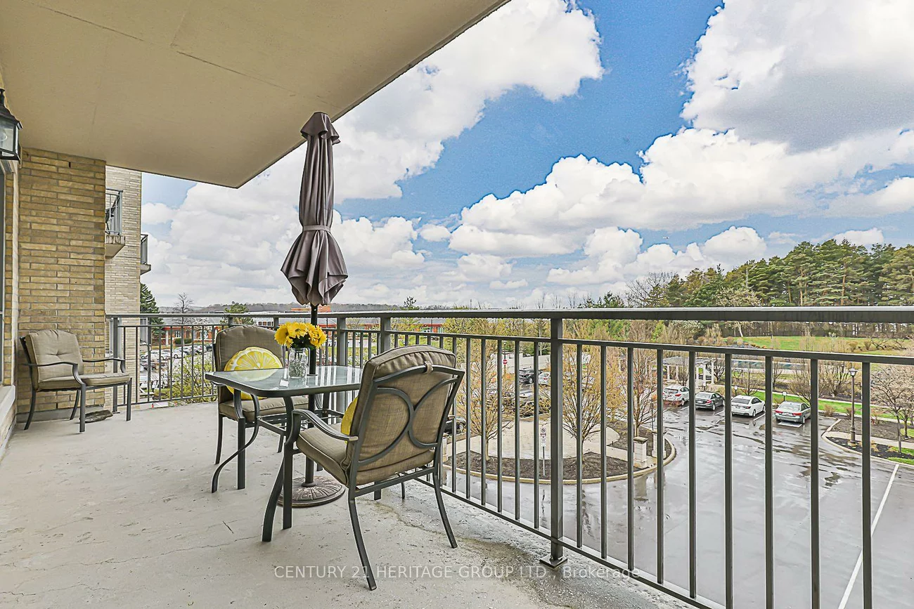 180, John West, Bayview Wellington, Aurora