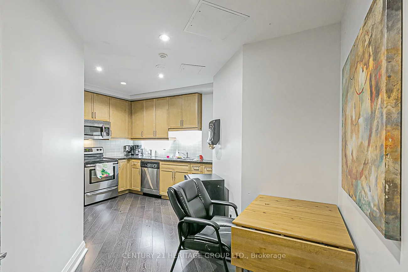 180, John West, Bayview Wellington, Aurora