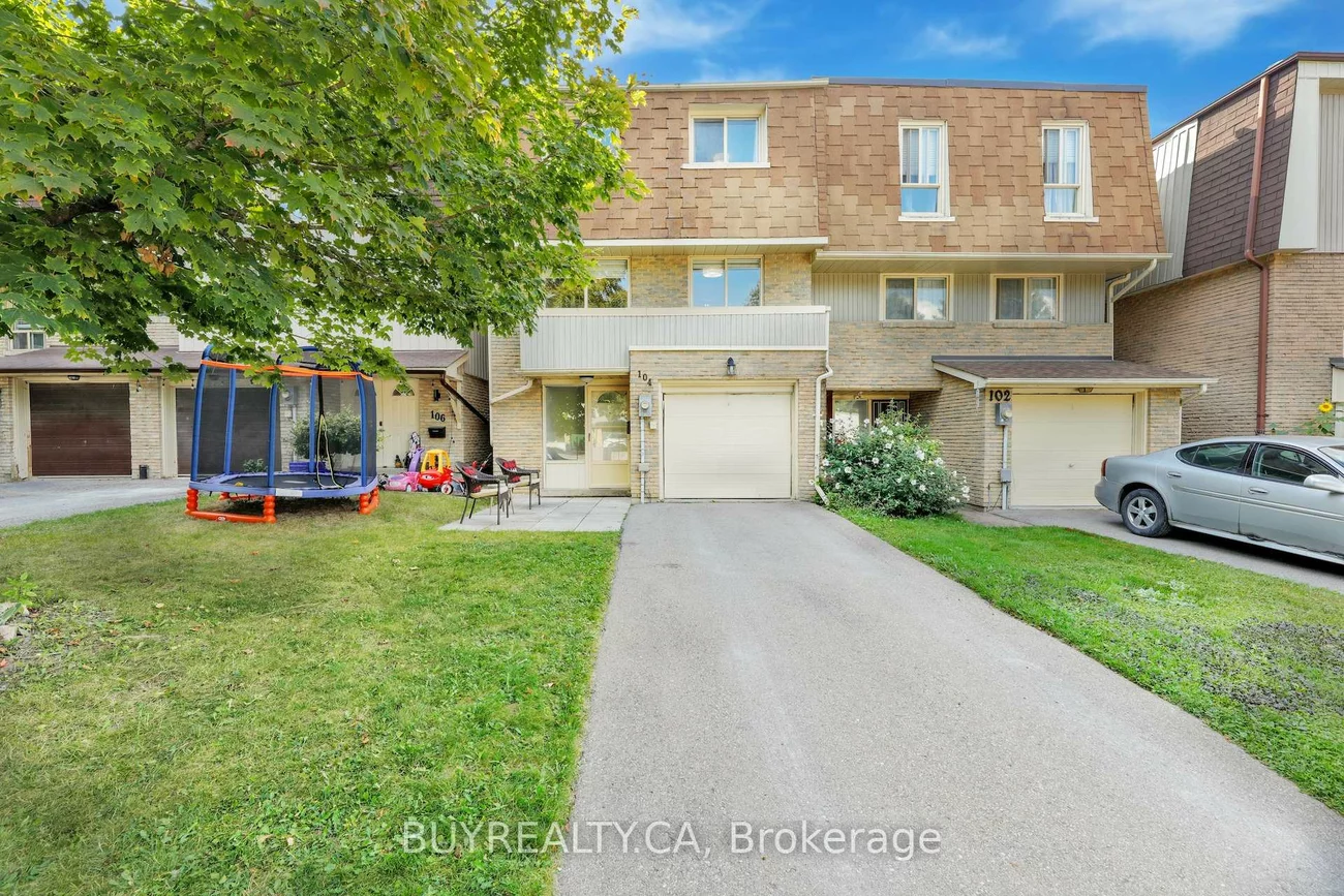 104, Poplar, Aurora Highlands, Aurora