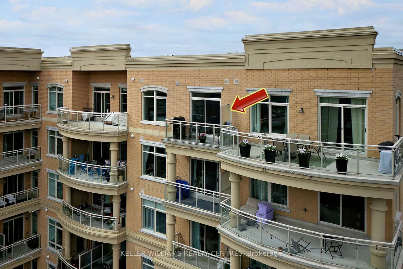 15277, Yonge, Aurora Village, Aurora