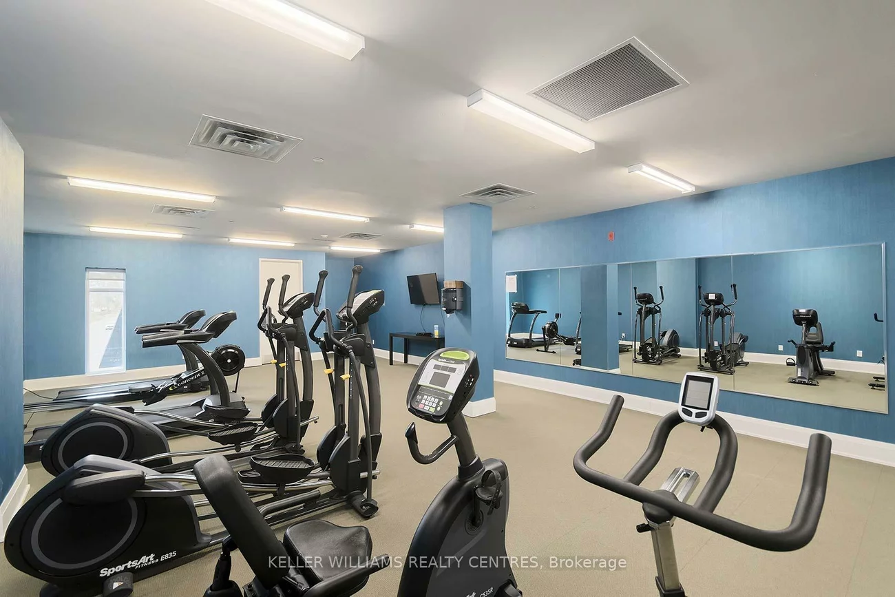 15277, Yonge, Aurora Village, Aurora