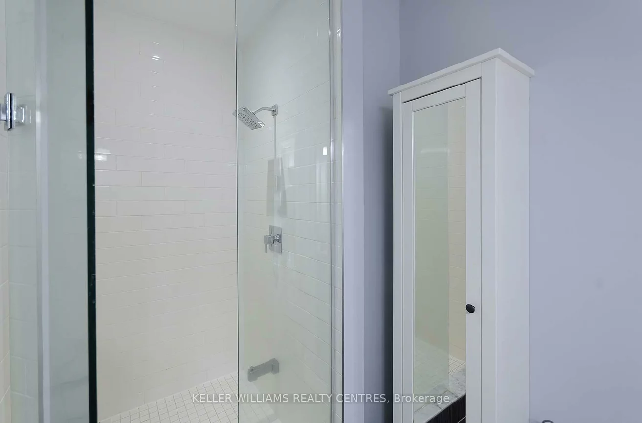 15277, Yonge, Aurora Village, Aurora