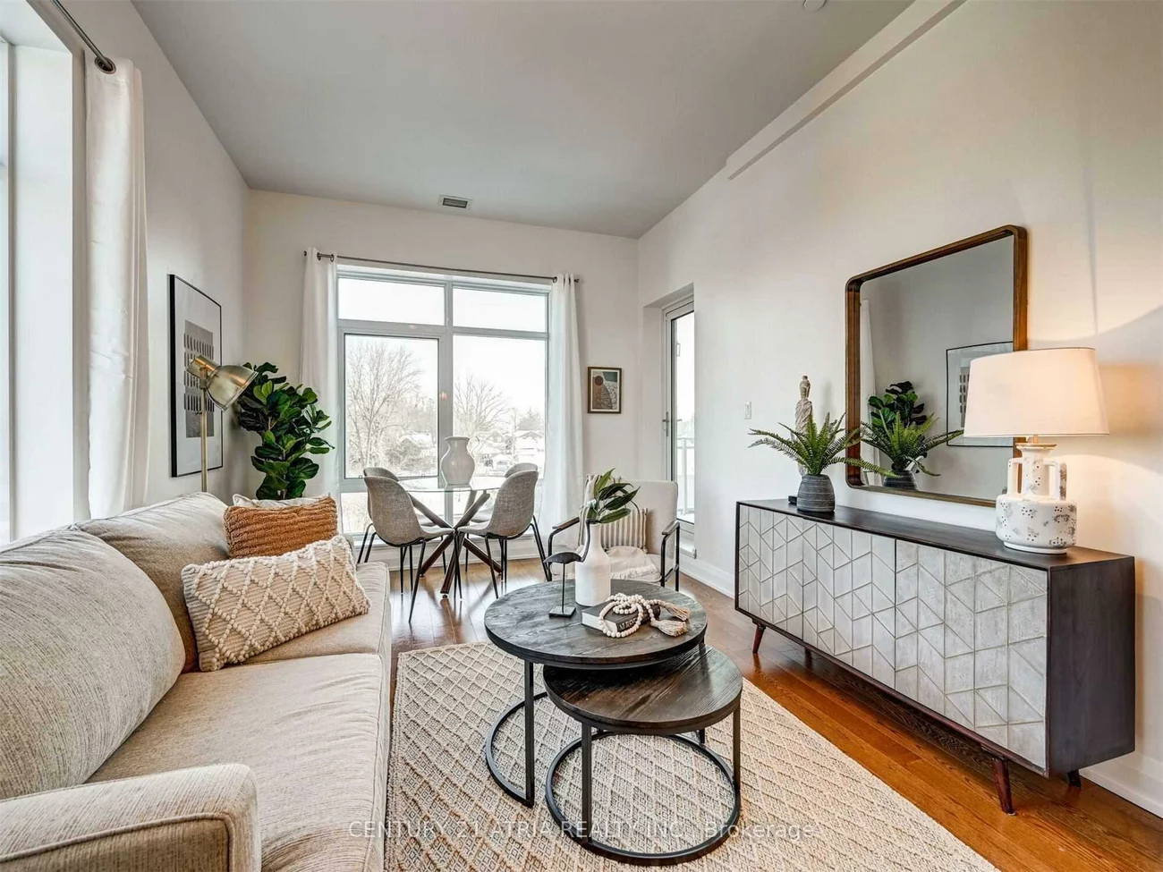 15277, Yonge, Aurora Village, Aurora