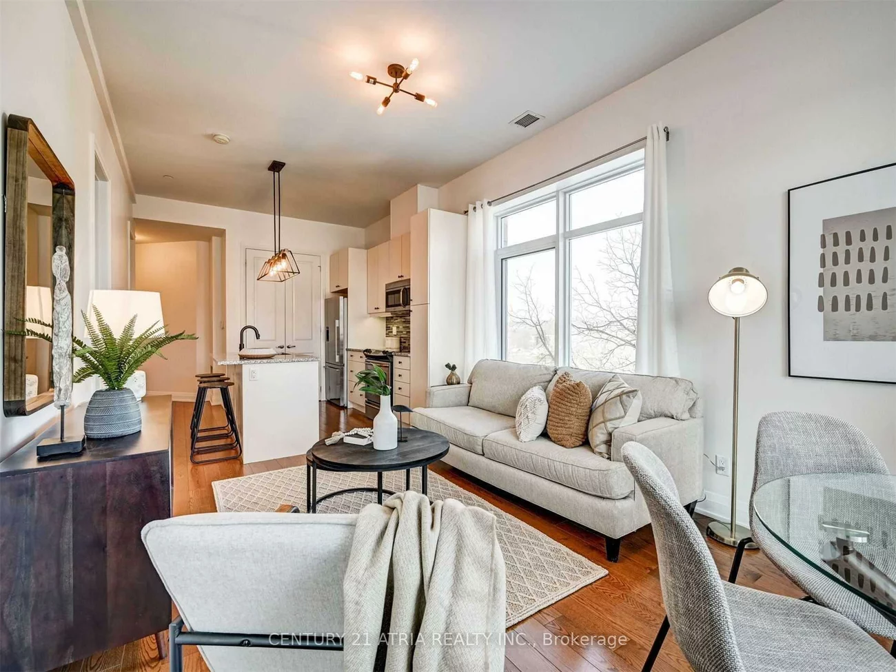 15277, Yonge, Aurora Village, Aurora
