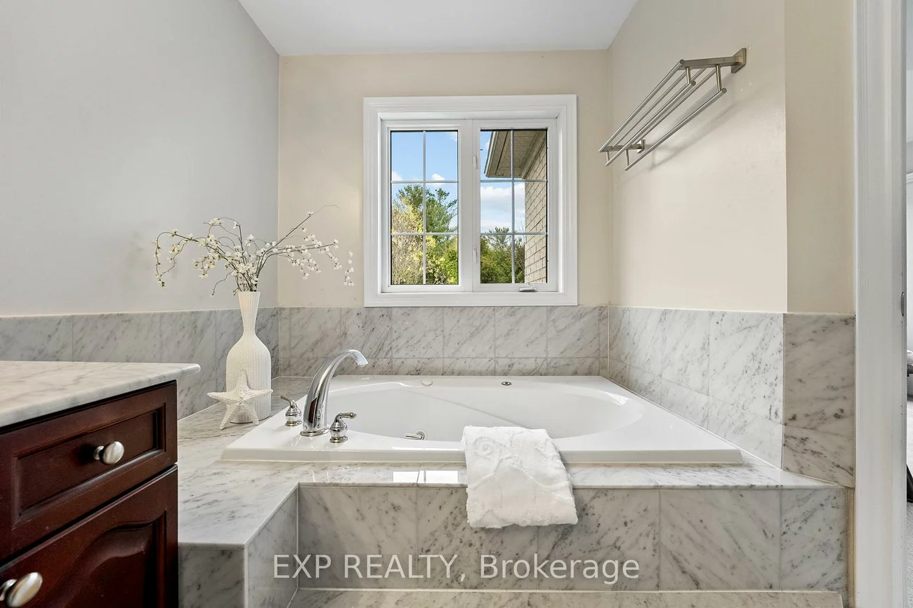 54, Stonecliffe, Aurora Estates, Aurora
