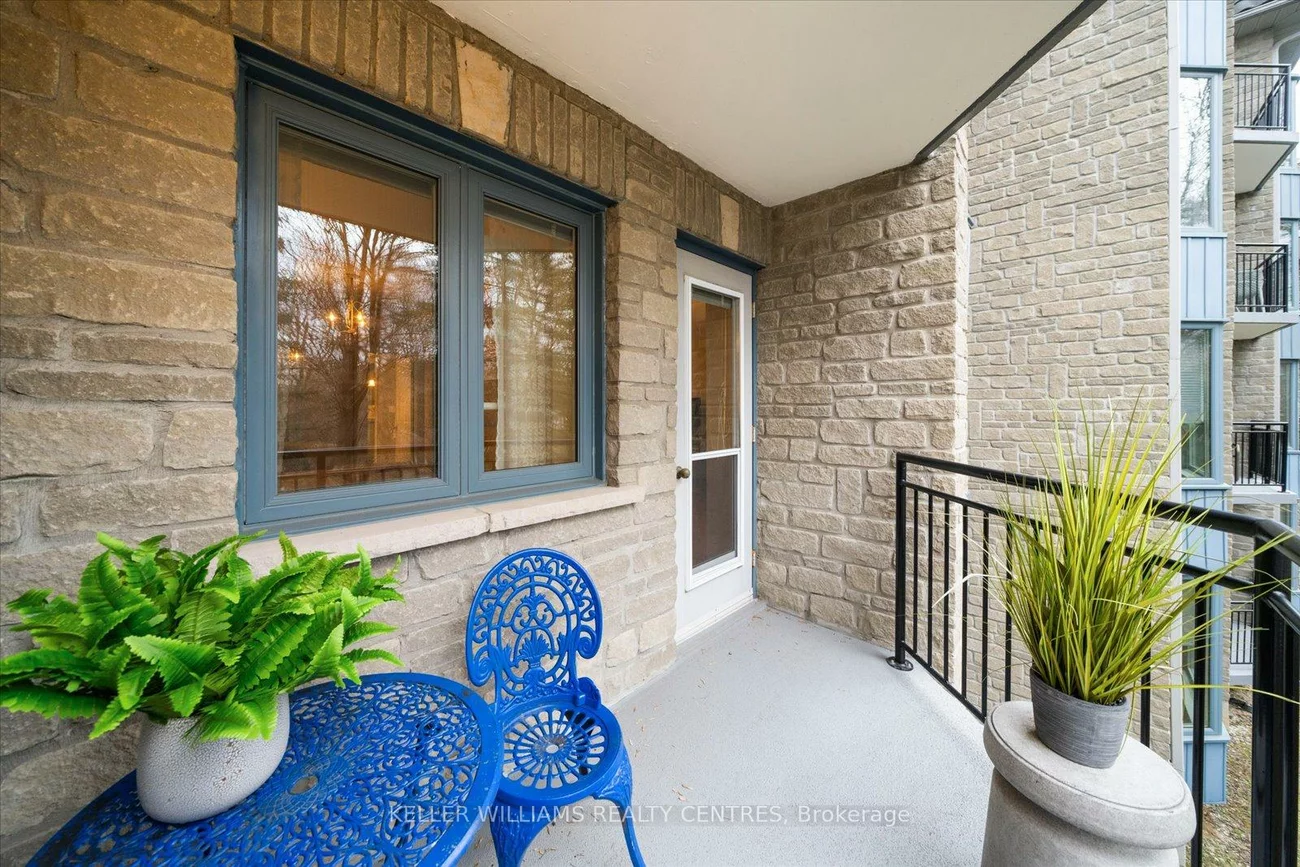 85, Wellington, Aurora Village, Aurora