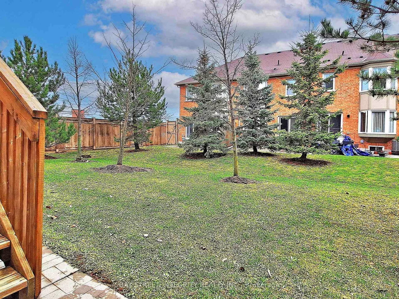 17, Winn, Bayview Northeast, Aurora