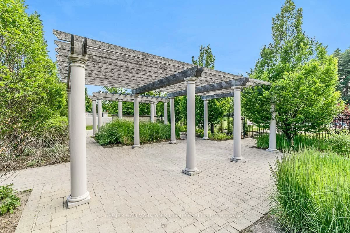 180, John West, Bayview Wellington, Aurora
