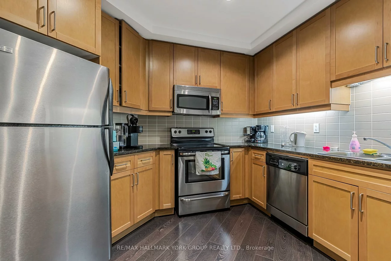180, John West, Bayview Wellington, Aurora