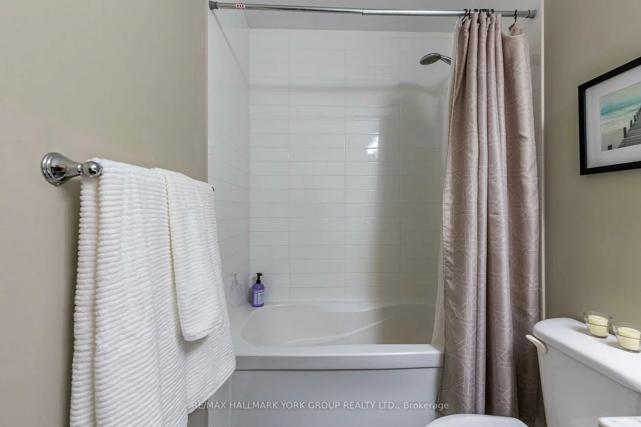 180, John West, Bayview Wellington, Aurora