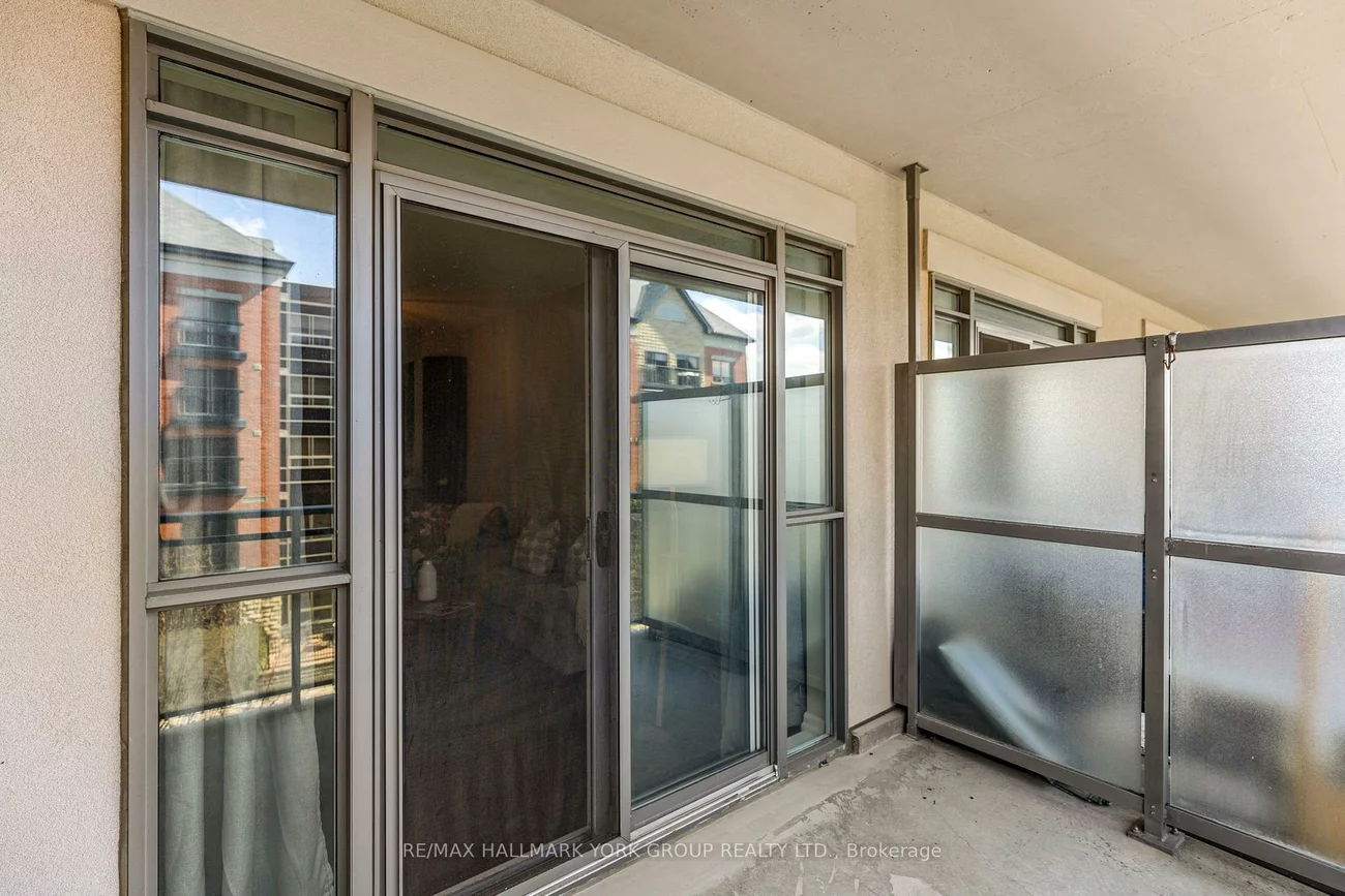 180, John West, Bayview Wellington, Aurora