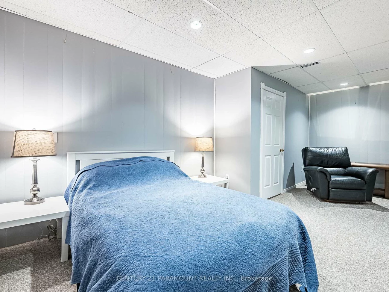 347, John West, Bayview Wellington, Aurora