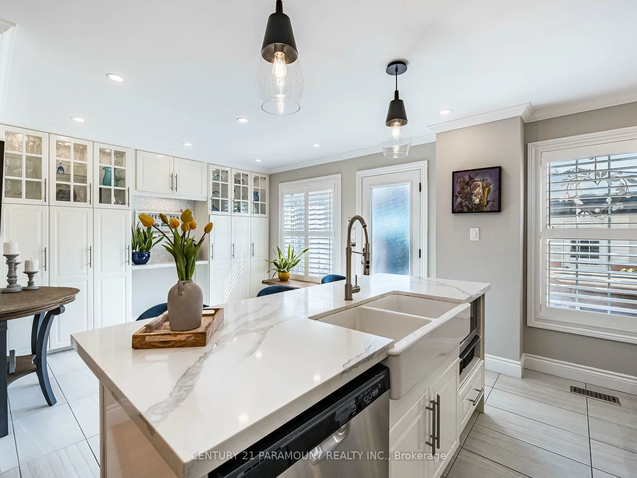 347, John West, Bayview Wellington, Aurora