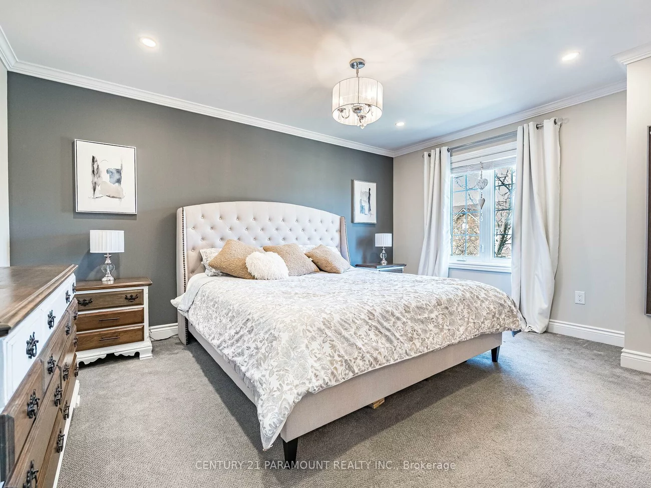 347, John West, Bayview Wellington, Aurora