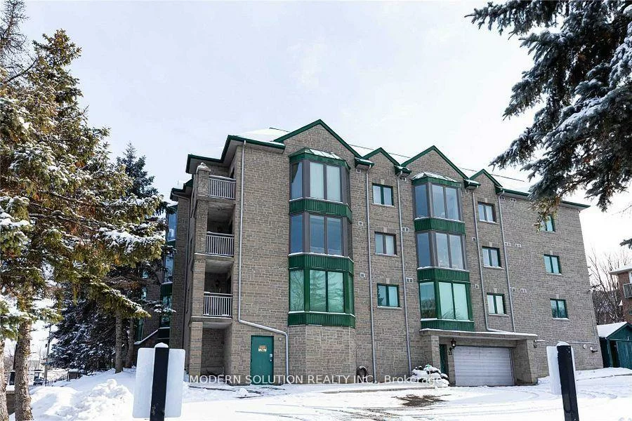 21, George, Aurora Village, Aurora