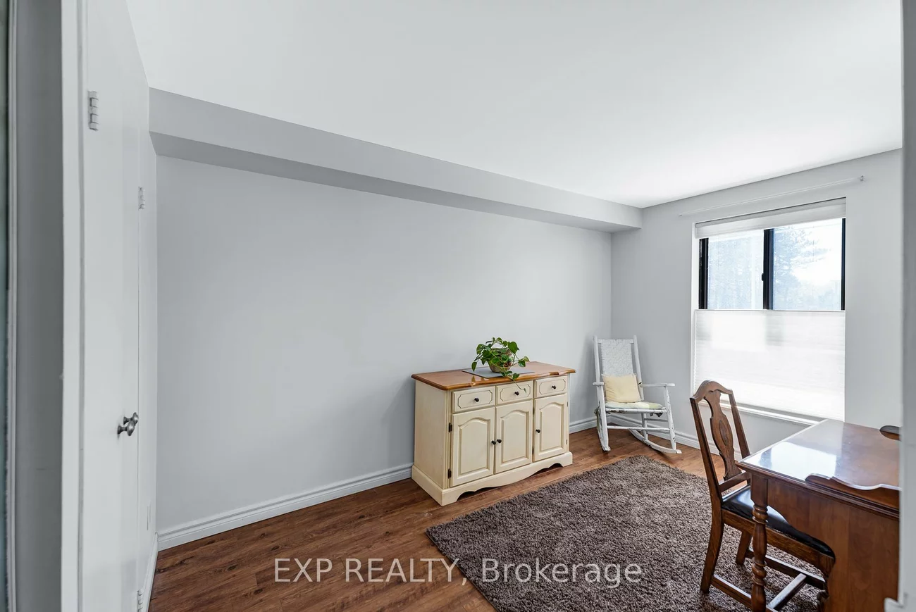 15390, Yonge, Aurora Heights, Aurora
