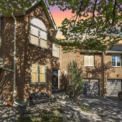 108, Ashley, Aurora Village, Aurora