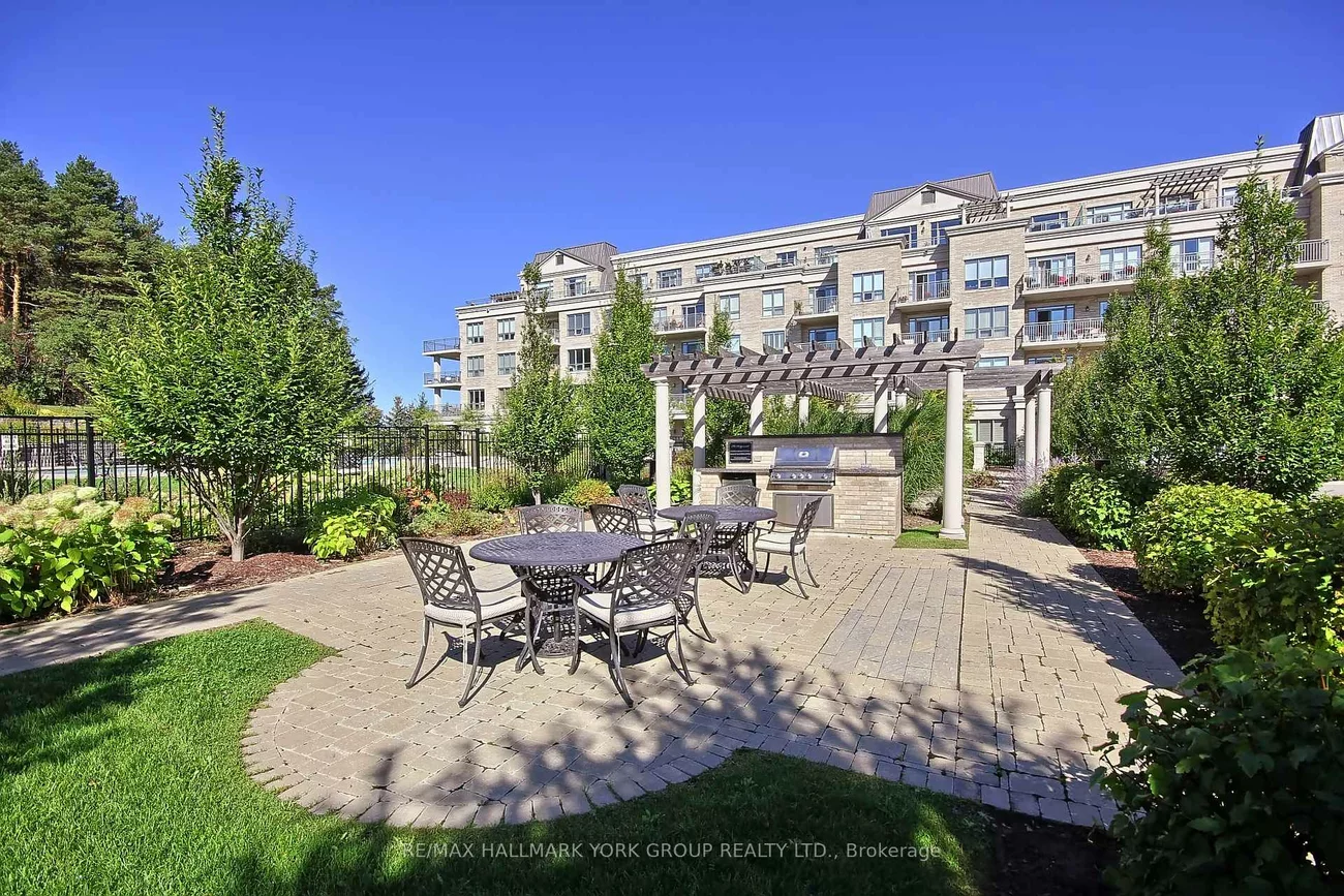 180, John West, Bayview Wellington, Aurora