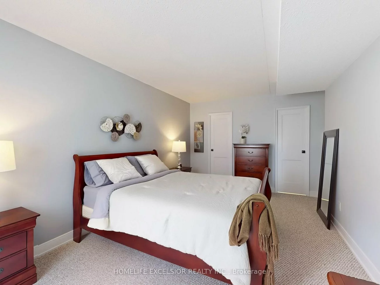 15390, Yonge, Aurora Heights, Aurora
