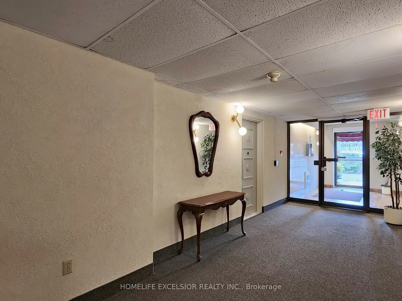 15390, Yonge, Aurora Heights, Aurora