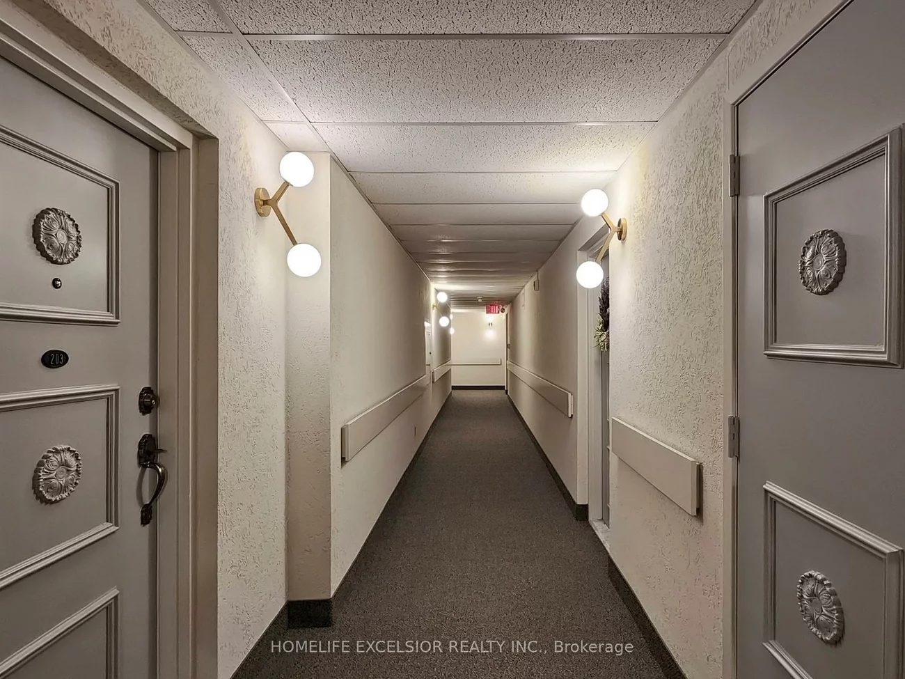 15390, Yonge, Aurora Heights, Aurora