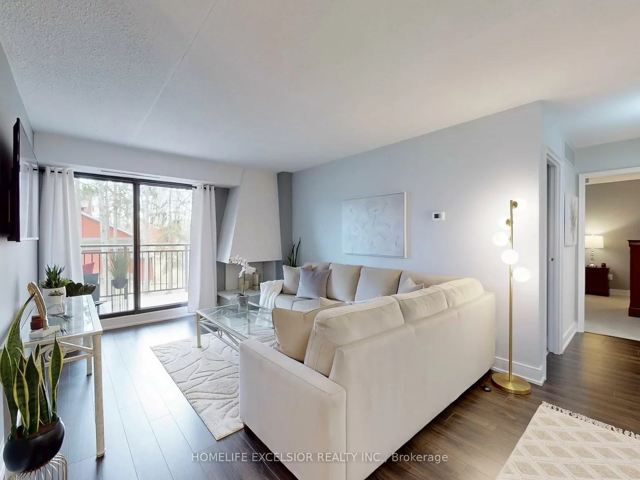15390, Yonge, Aurora Heights, Aurora