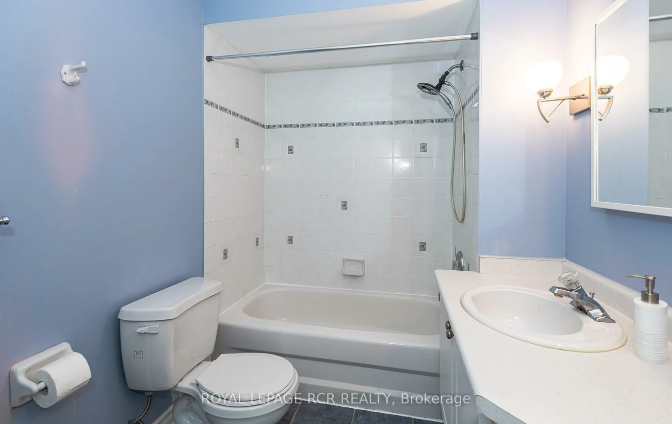 22, Sandlewood, Bayview Wellington, Aurora