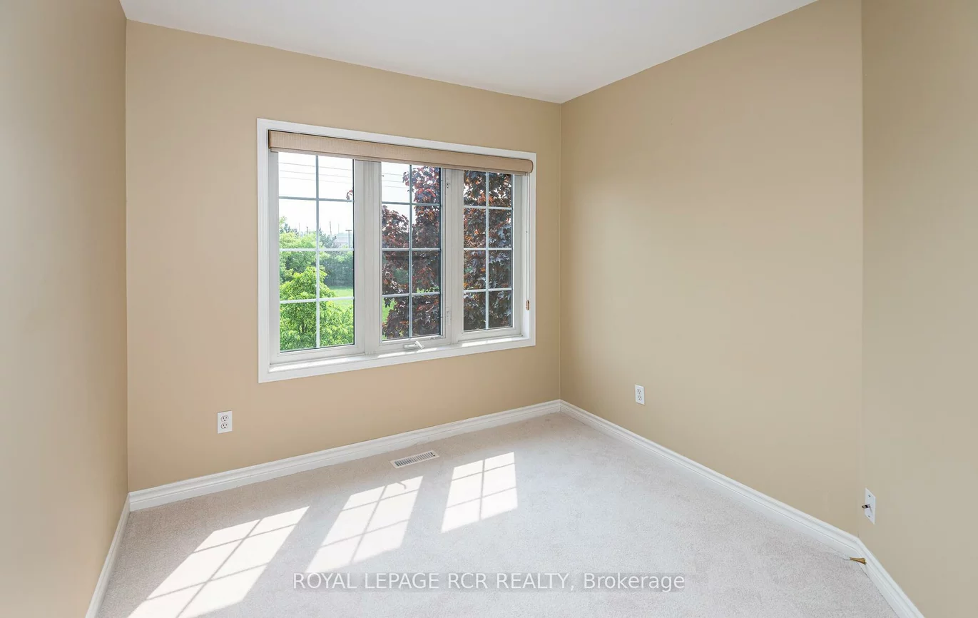 22, Sandlewood, Bayview Wellington, Aurora