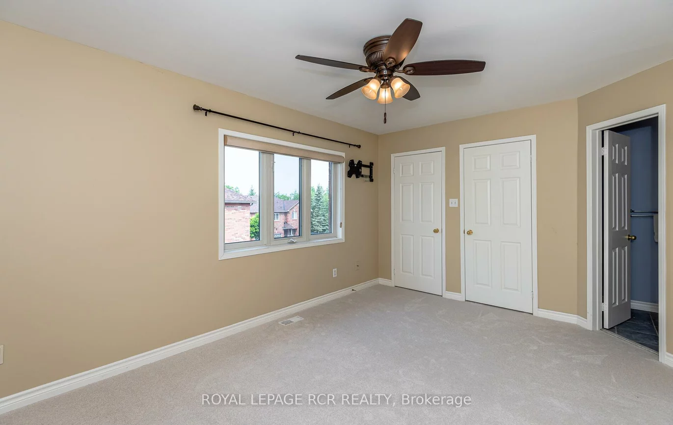 22, Sandlewood, Bayview Wellington, Aurora