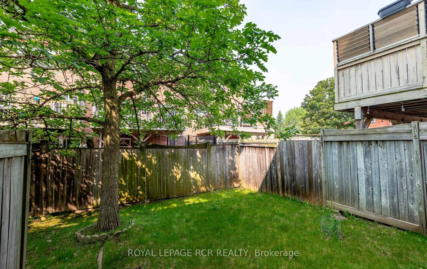 22, Sandlewood, Bayview Wellington, Aurora