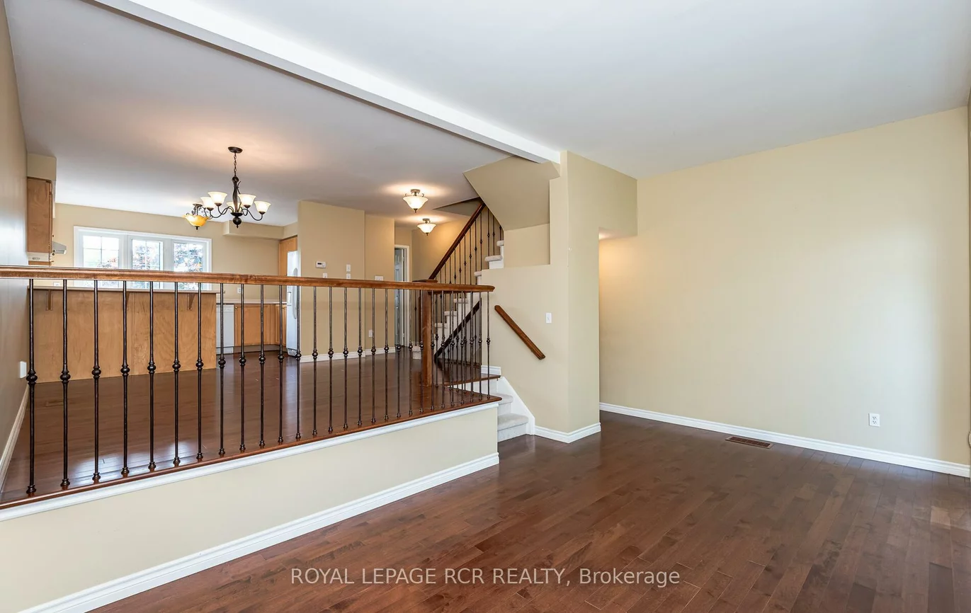 22, Sandlewood, Bayview Wellington, Aurora