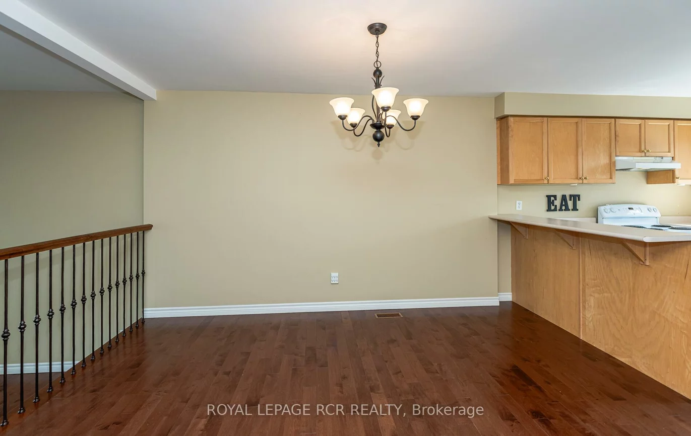22, Sandlewood, Bayview Wellington, Aurora