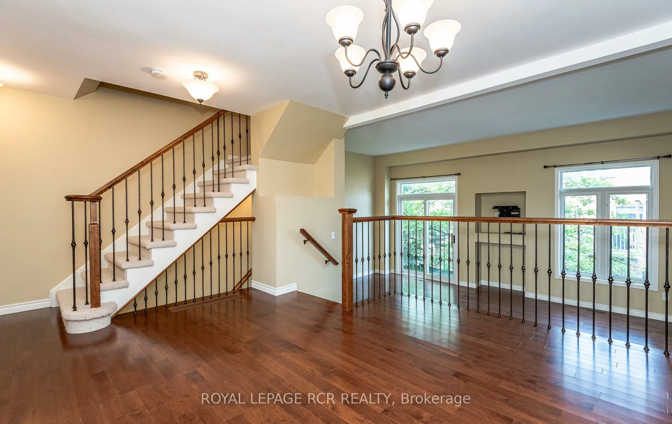 22, Sandlewood, Bayview Wellington, Aurora