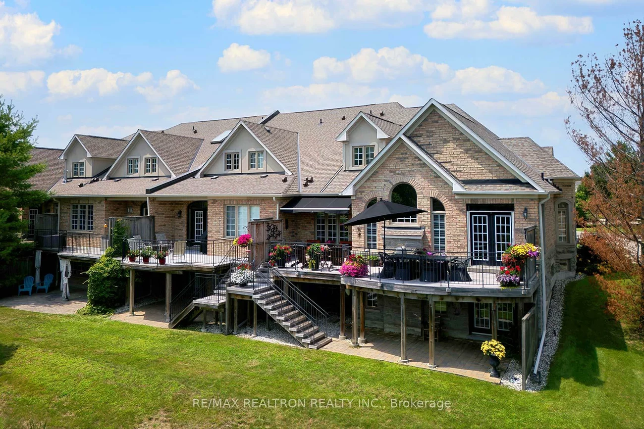 37, Britton, Aurora Estates, Aurora