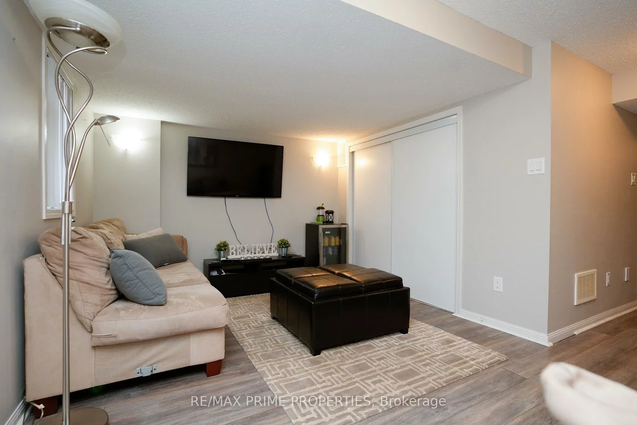 47, Edwin Pearson, Bayview Northeast, Aurora