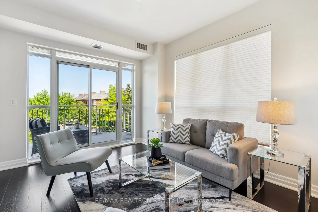 180, John West, Bayview Wellington, Aurora