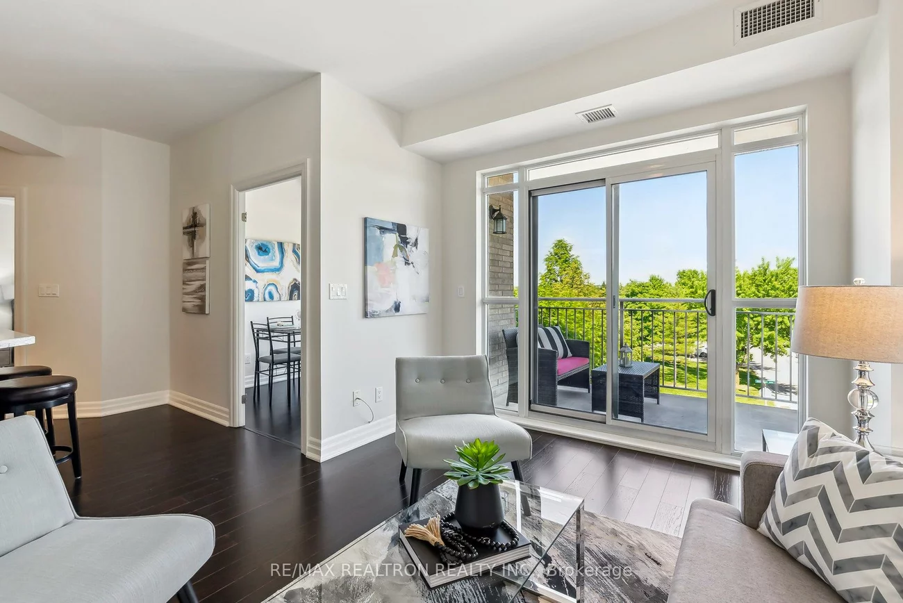 180, John West, Bayview Wellington, Aurora