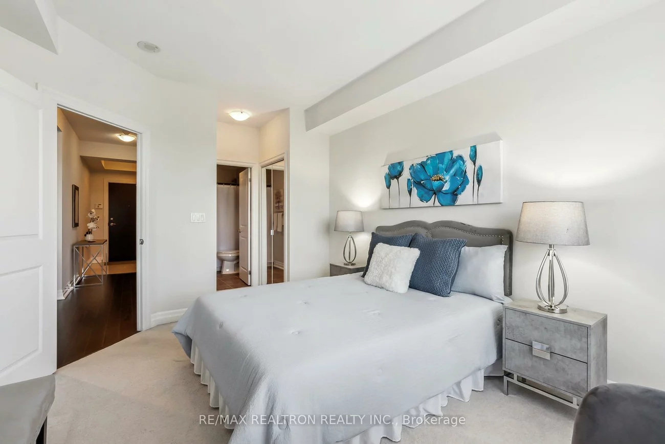 180, John West, Bayview Wellington, Aurora