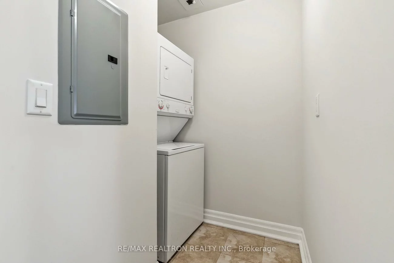 180, John West, Bayview Wellington, Aurora