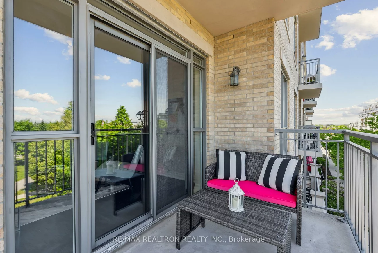 180, John West, Bayview Wellington, Aurora