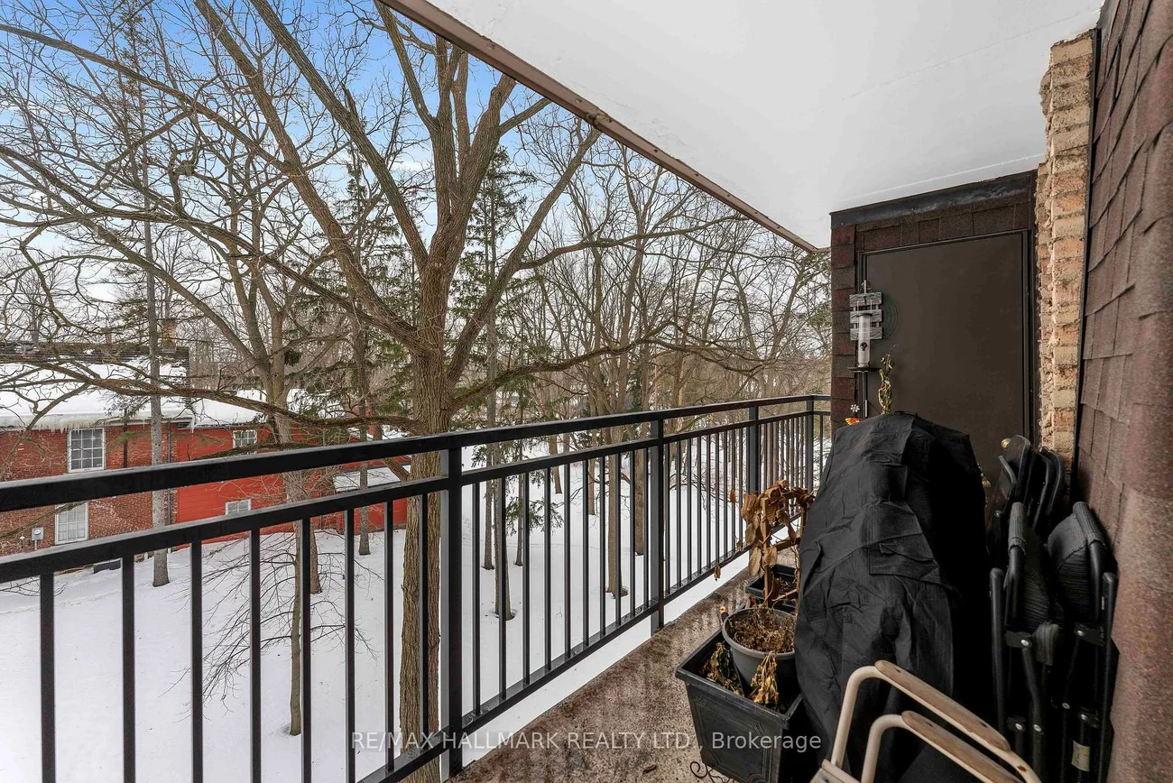 15390, Yonge, Aurora Village, Aurora