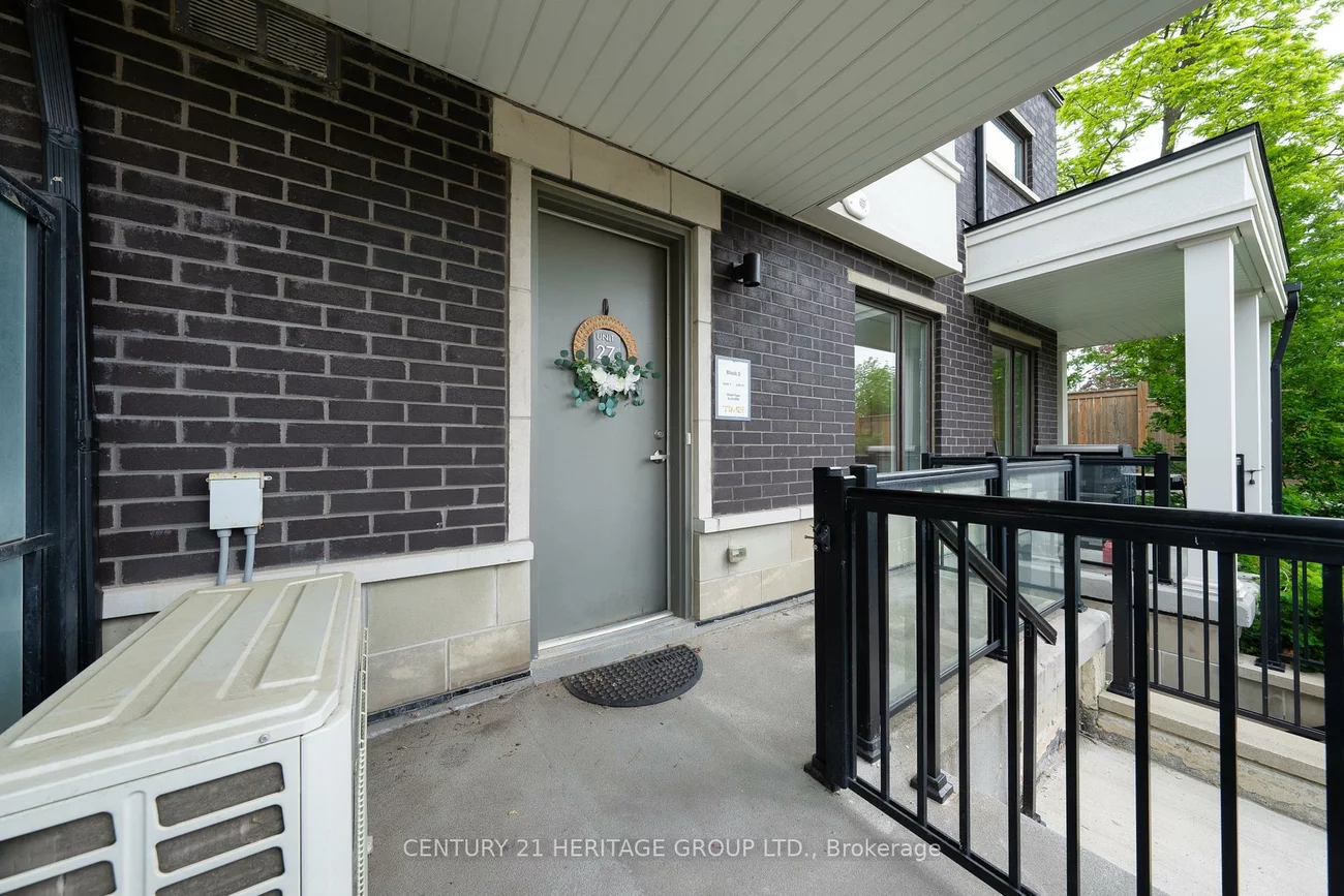 200, Alex Gardner, Aurora Village, Aurora