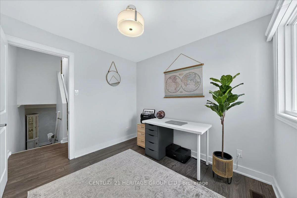 32, Springfair, Aurora Village, Aurora
