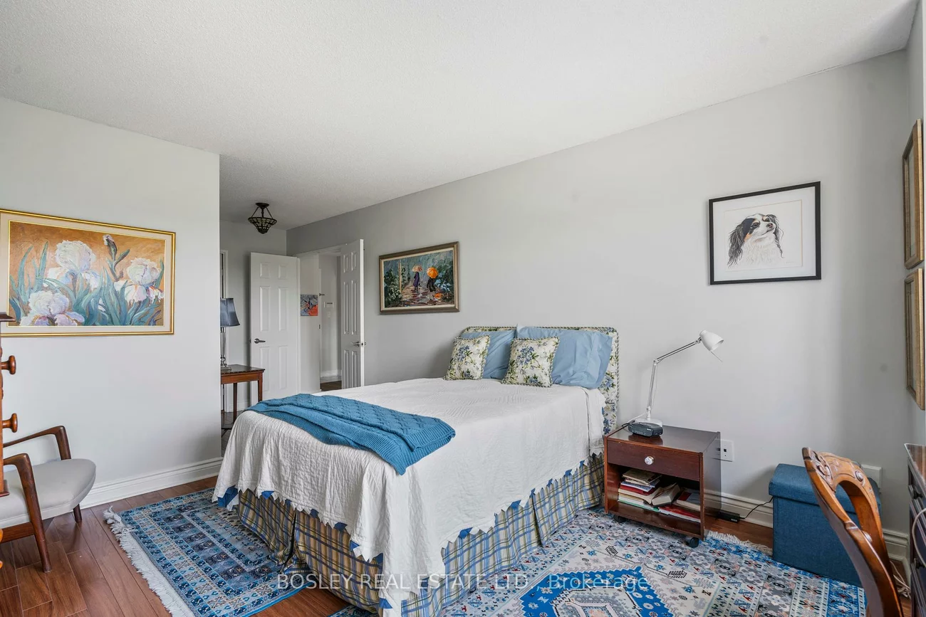 14924, Yonge, Aurora Highlands, Aurora